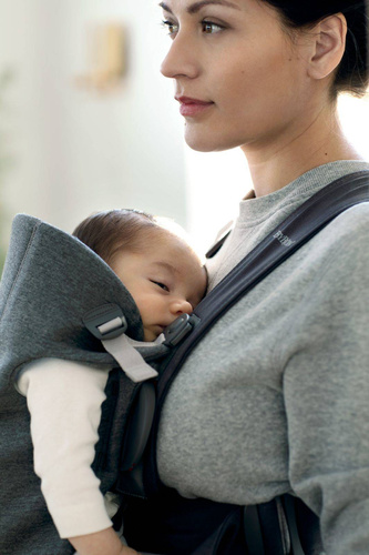 BABYBJORN MINI 3D Jersey – nosidełko, Ciemny Szary