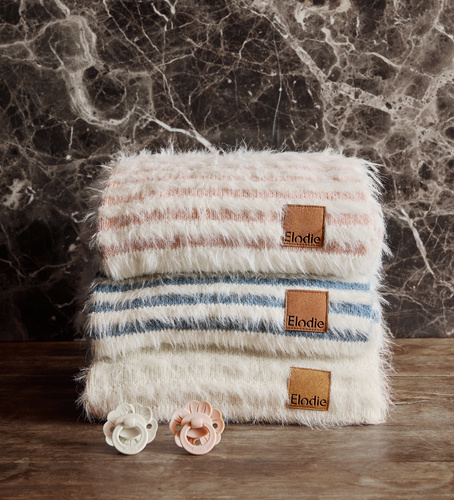 Elodie Details - Kocyk Furry Knit - Faded Rose