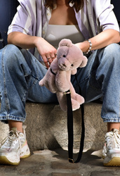 DOUDOU ET COMPAGNIE - pluszowa torba na ramię miś, pudrowy róż