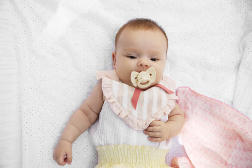 ELODIE DETAILS - smoczek silikonowy Binky Bow 3m+, oat white