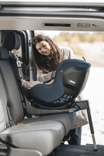 THULE - Elm Connect 360 - fotelik samochodowy dla malucha, darkest blue